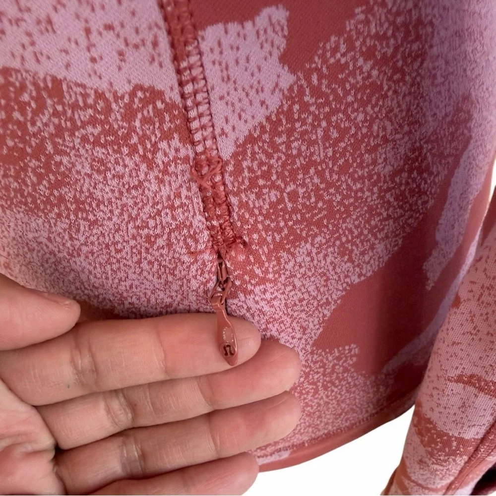 Lululemon Rulu Run Long Sleeve Shirt Heritage Speckle Camo Cranberry Size 4